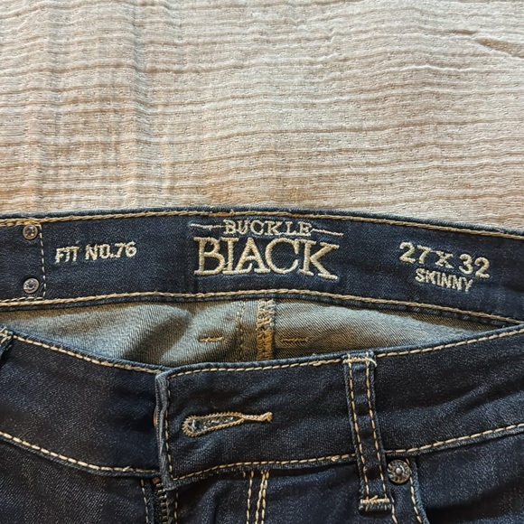 ******SOLD******Buckle Black Skinny Jeans. - Picture 2 of 3